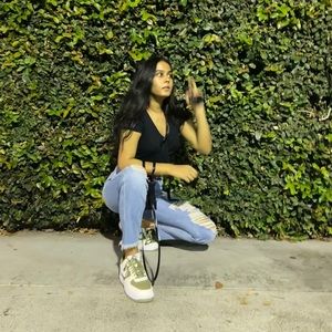 Meet your Posher, Diya